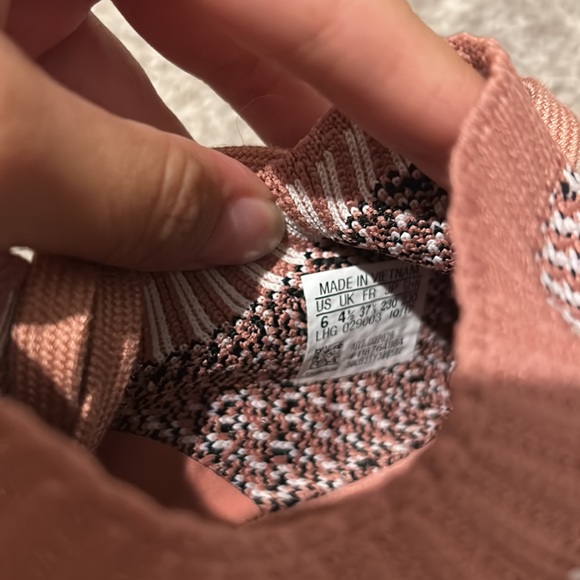 NMD R1 Raw Pink - Picture 2 of 2